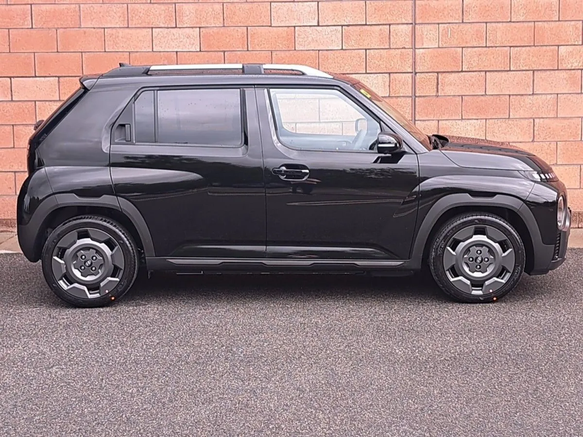 Hyundai INSTER Cross Elegance Model 49 K/wh Batte - Image 4