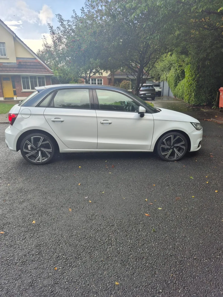 AUDI A1 DBA-8XCHZ 5DR AUTO 2017 - Image 3