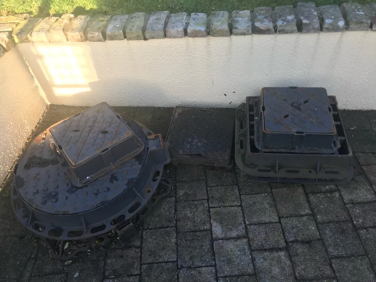 Manhole covers - Image 1
