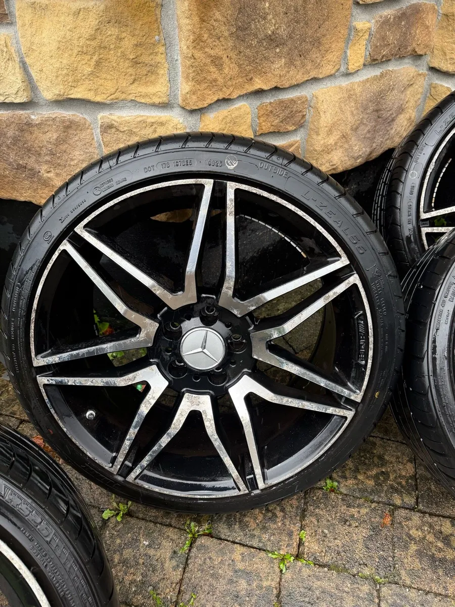 19”Mercedes AMG wheels - Image 1