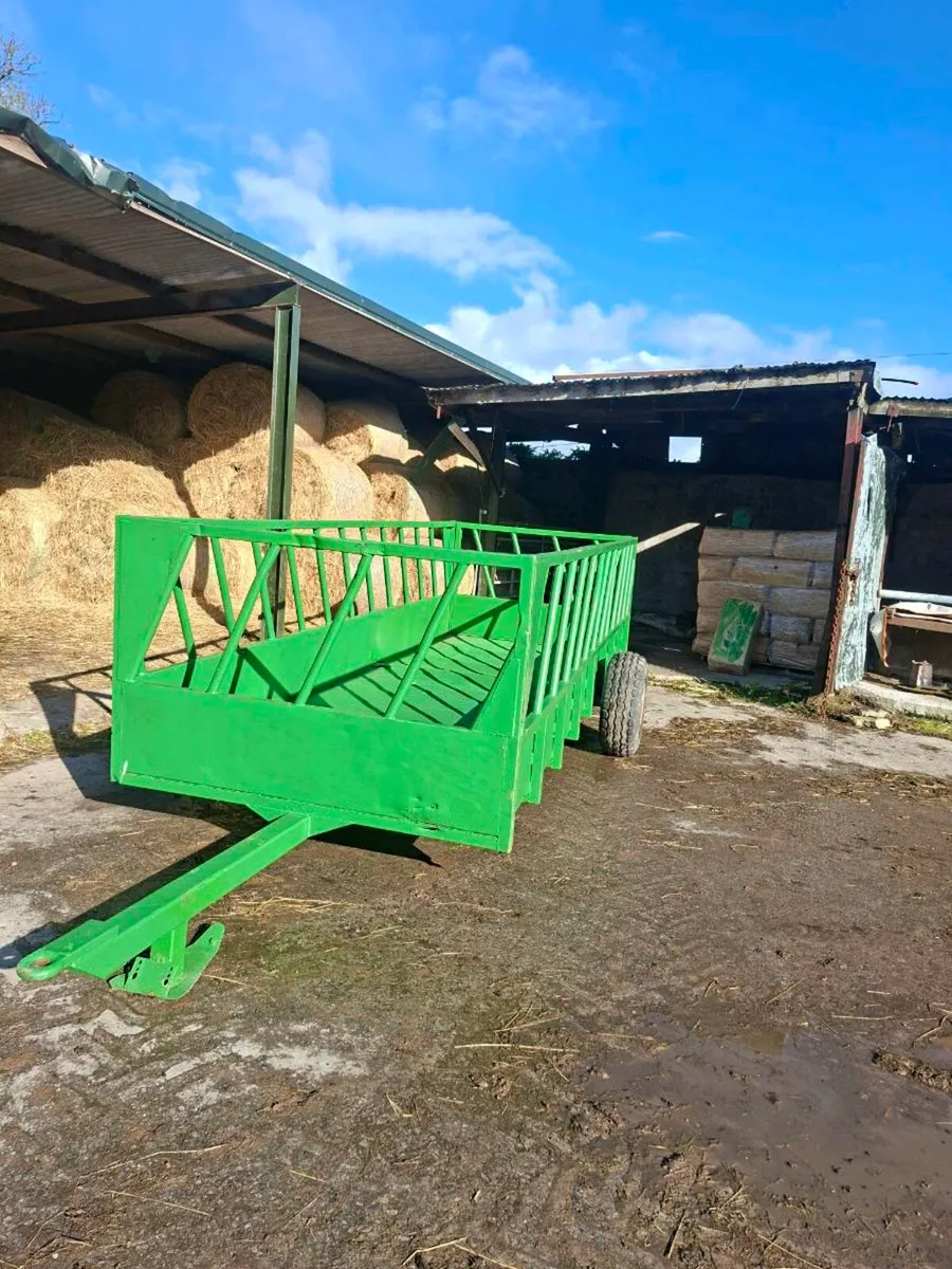Feed trailer - Image 2