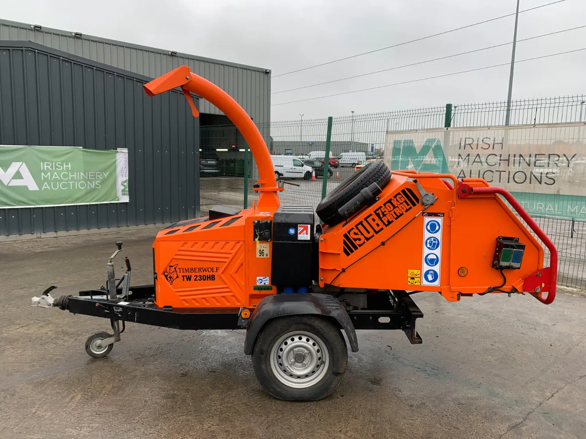 2021 TIMBERWOLF TW230HB WOOD CHIPPER FOR AUCTION - Image 2