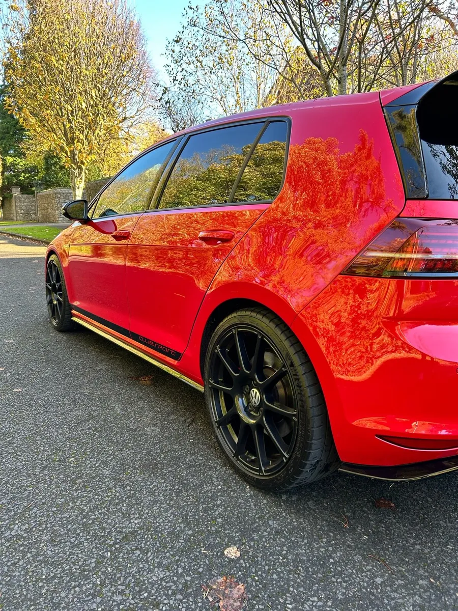 2017 Volkswagen Golf GTI Clubsport Edition 40 - Image 4