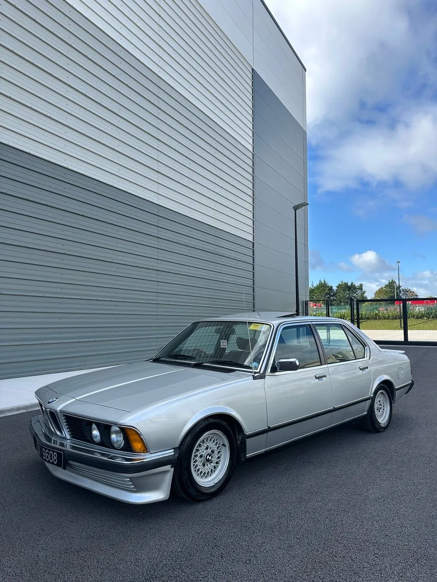 Bmw 732i 1980 - Image 1