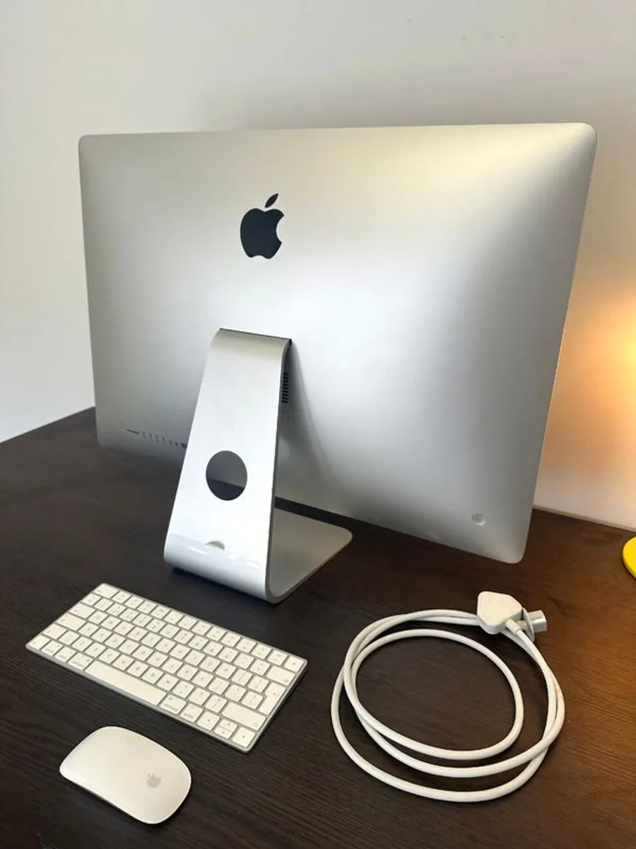 iMac, 27" 2020 Retina 5K - Image 2