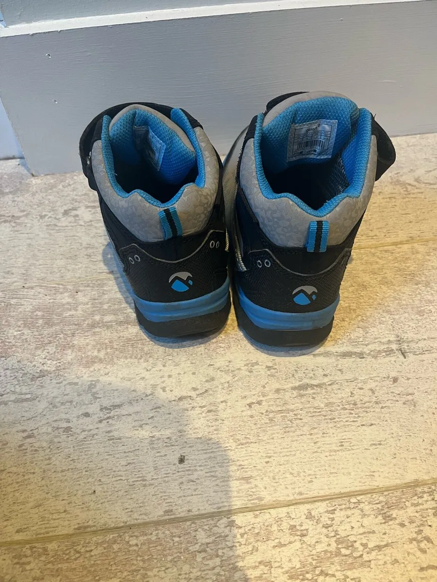 Kids hiking boots - Image 3