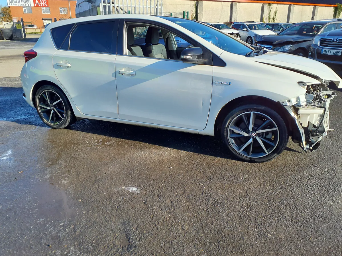2018 TOYOTA AURIS HYBRID - Image 2