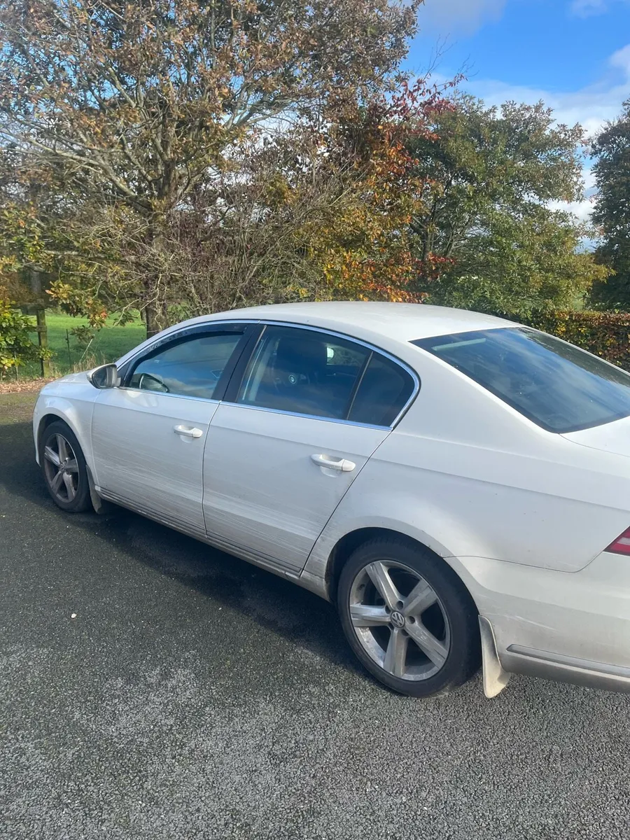 Volkswagen passat - Image 2