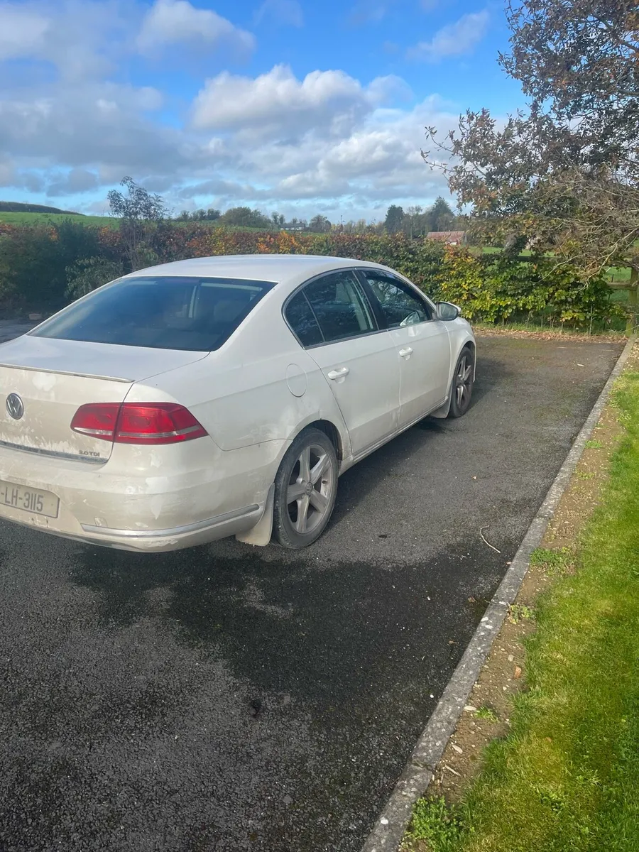 Volkswagen passat - Image 4