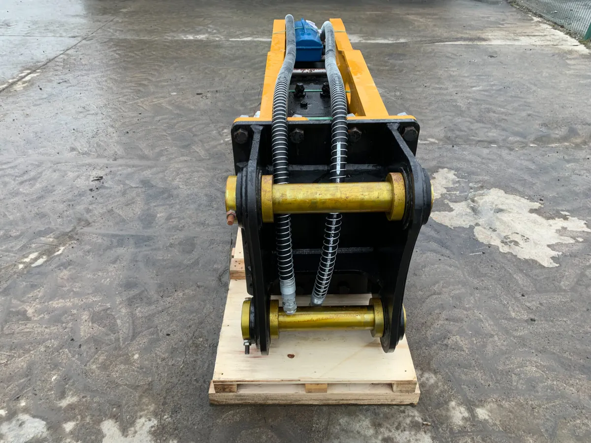 UNRESERVED KBKC1400 BREAKER TO SUIT 30T EXCAVATOR - Image 2