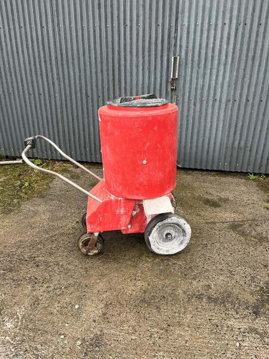 Cubicle lime spreader - Image 2