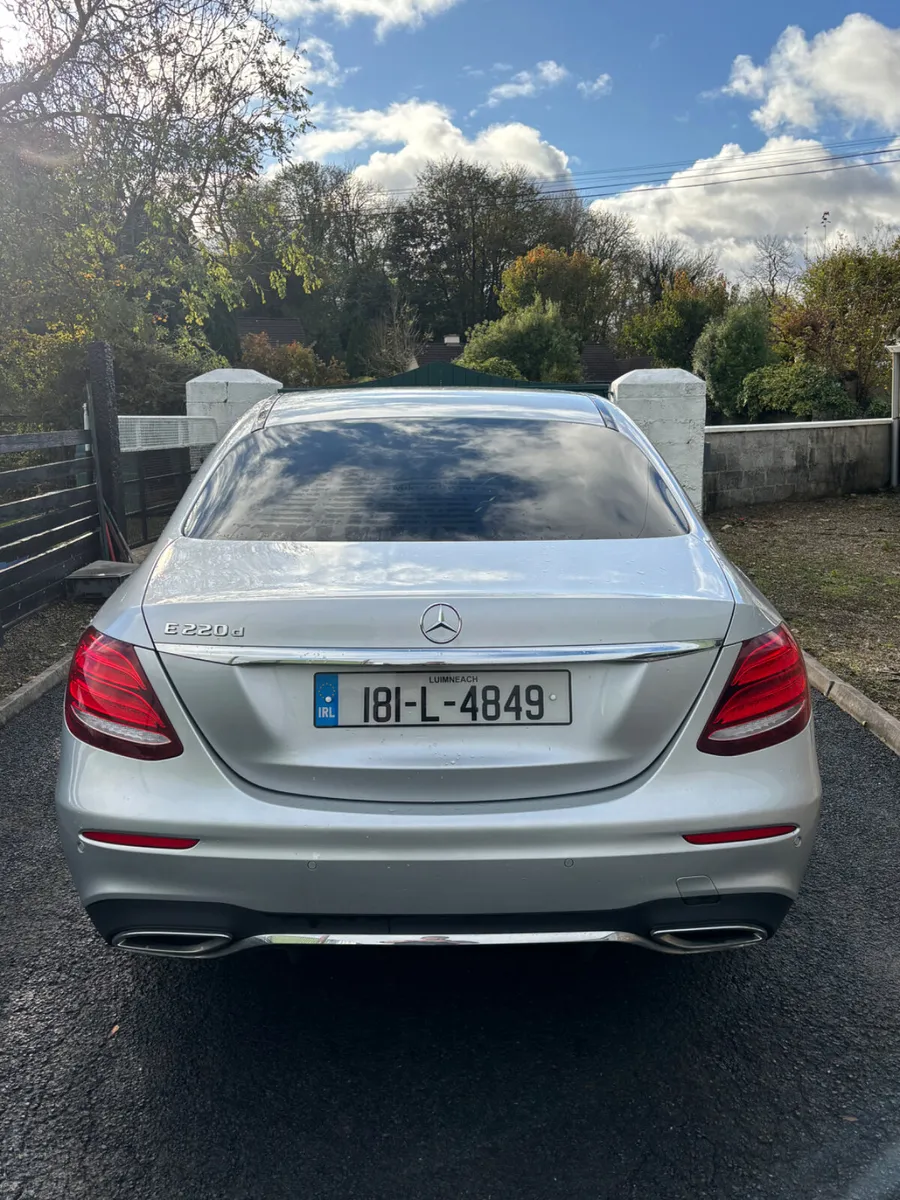 Mercedes-Benz E-Class E220 D AMG 2018 - Image 3