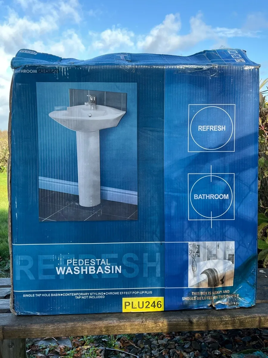 Pedestal wash basis - Image 1