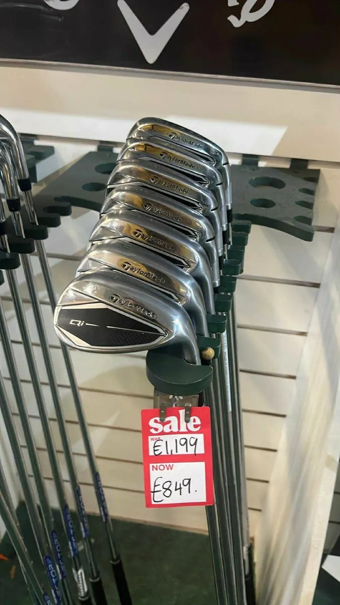 AS NEW Taylormade Qi 5-SW Regular €1199 Now €849. - Image 3