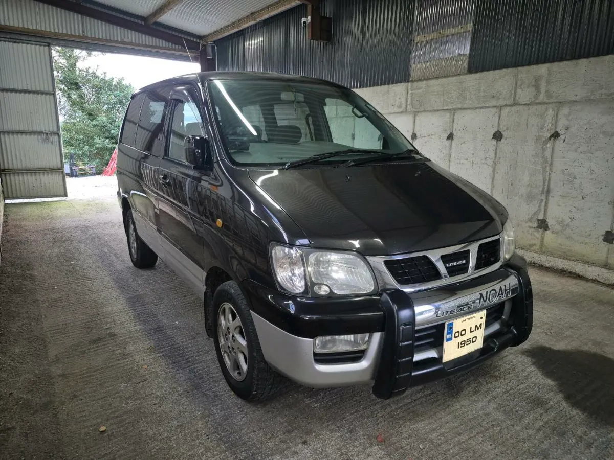 Toyota Liteace Noah SR50 AWD - Image 1