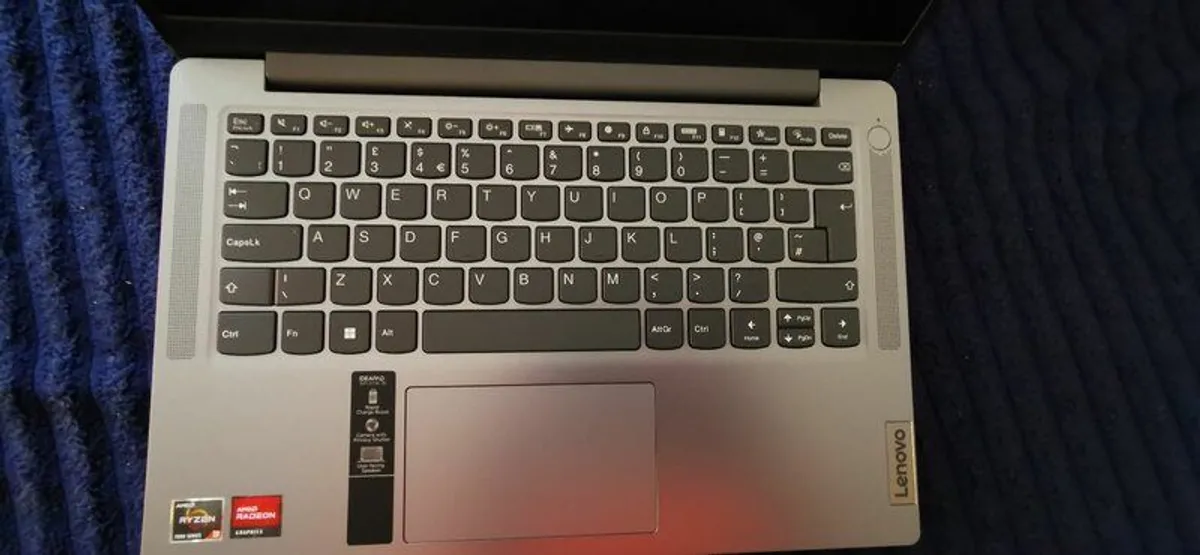 Lenovo laptop - Image 3