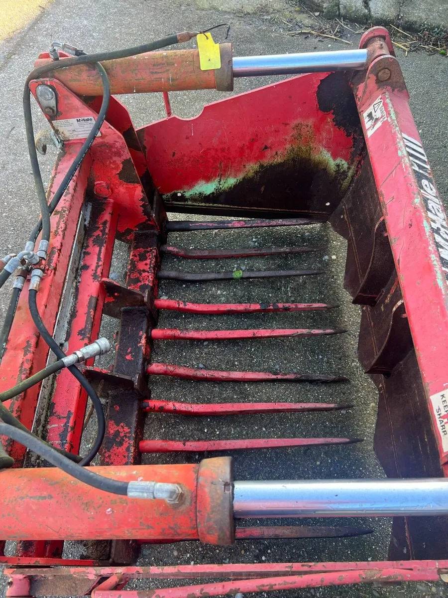 Farm Machinery - Image 2