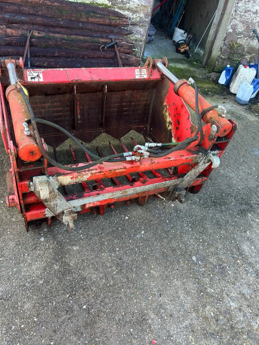 Farm Machinery - Image 4