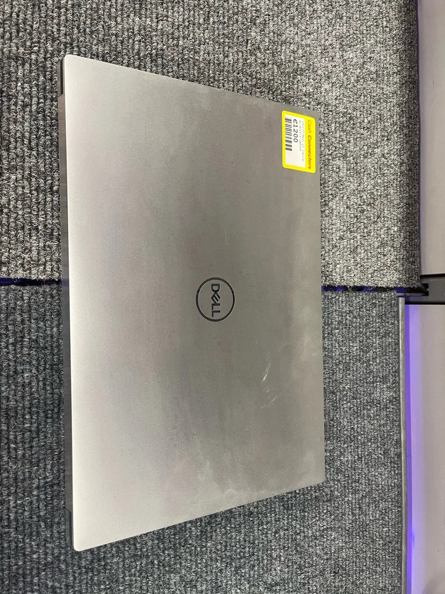 Dell XPS15 9520 - Image 2