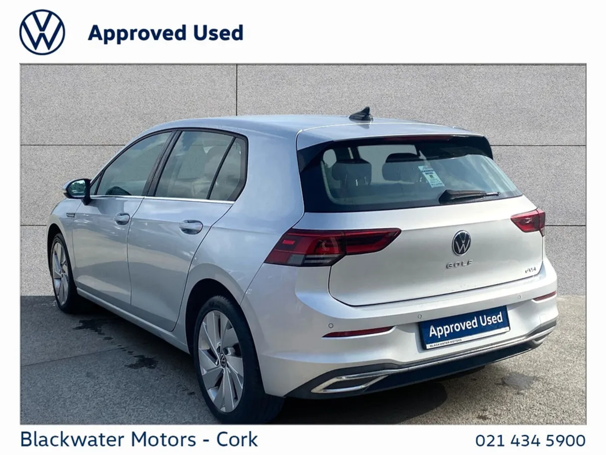Volkswagen Golf 1.5TSI MHEV 130BHP STYLE - Image 4