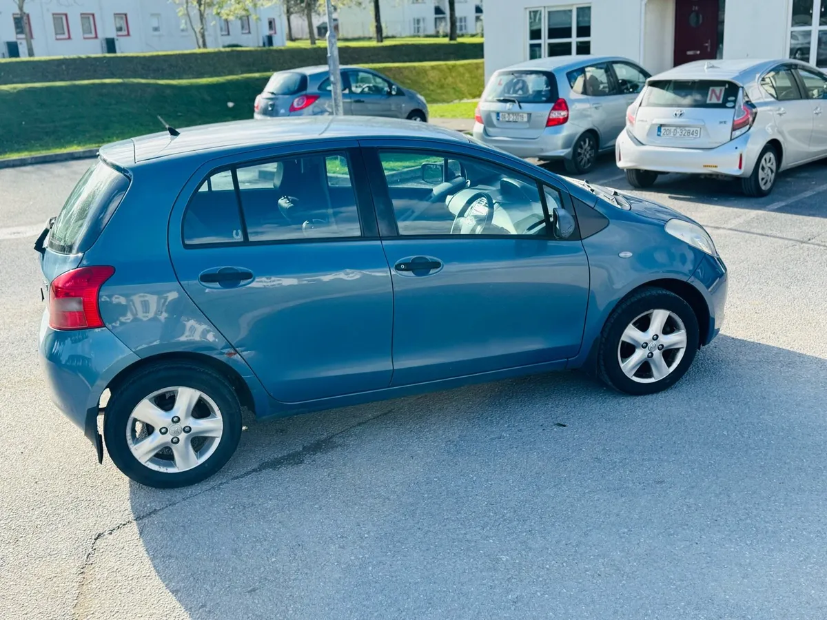 Toyota yaris2008  fresh nct €1999 - Image 4