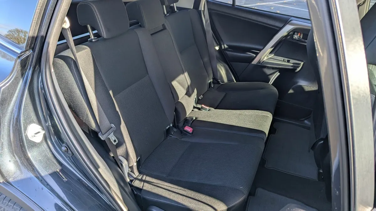 Toyota RAV4 - 2.0 Diesel - Reversing Camera - Image 4