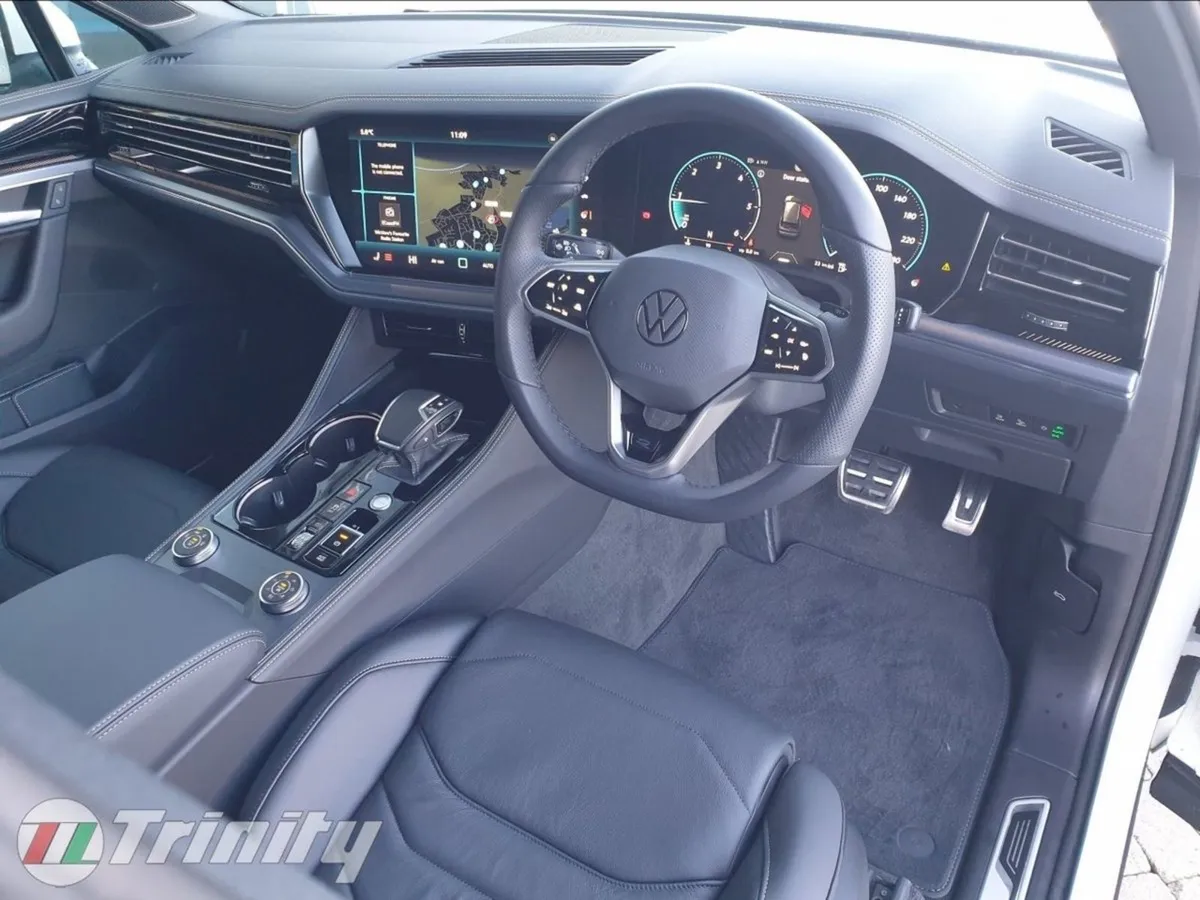 Volkswagen Touareg 261 R-line Commercial  Availab - Image 2