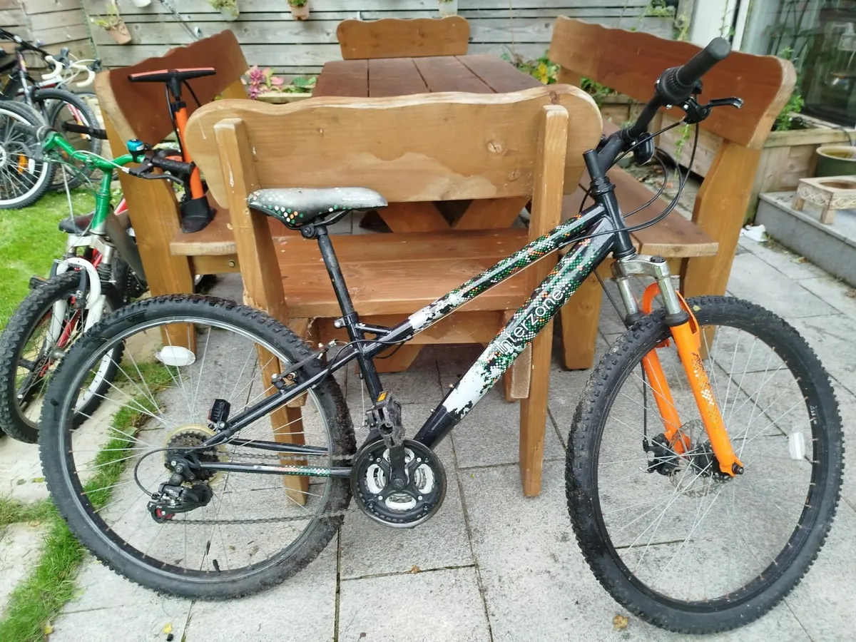 Child's bike - Image 1