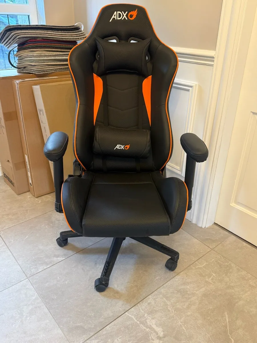 Gaming chair - Image 2
