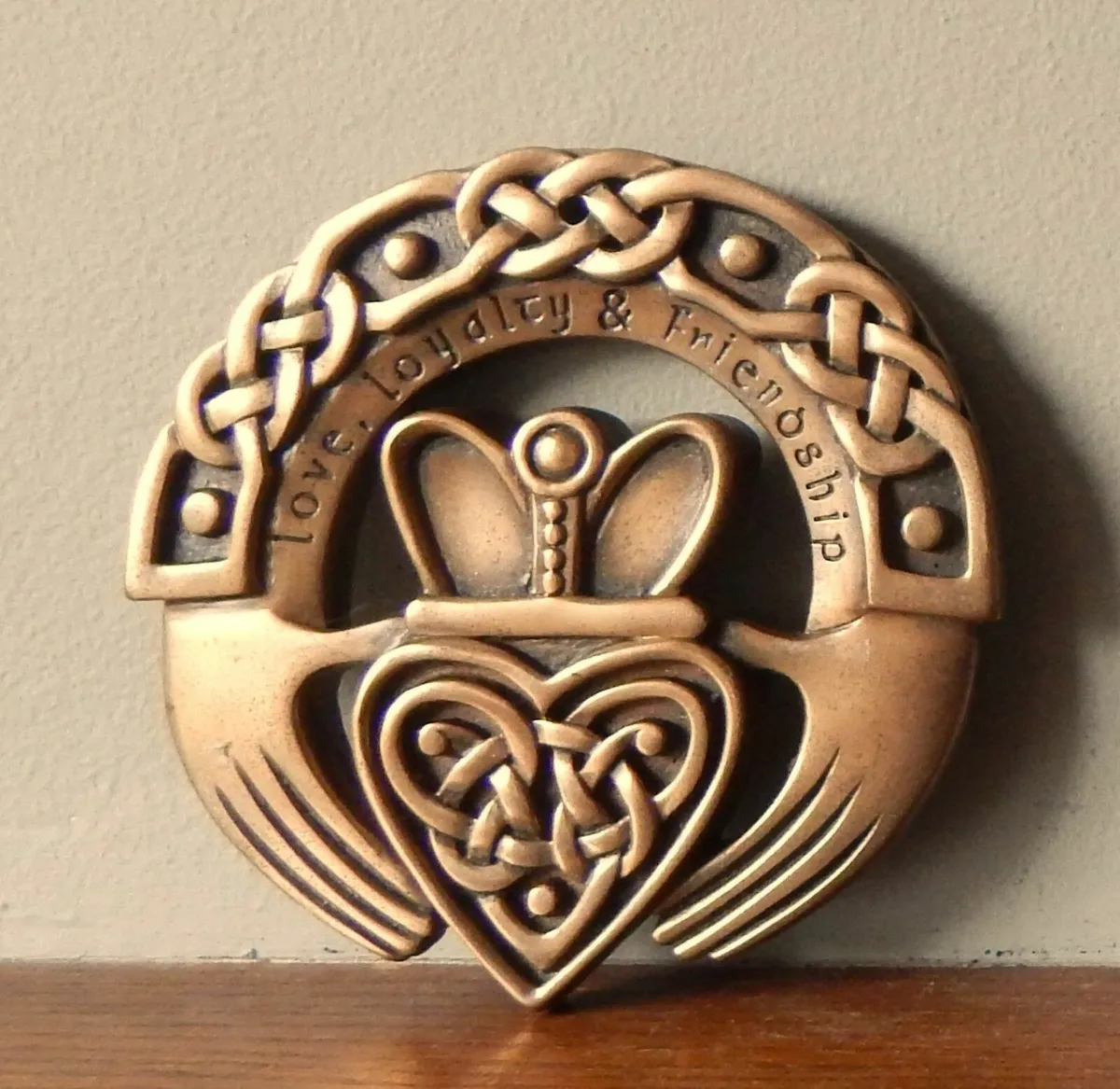 2 Studio Metal Art Pieces  ‘Love’ - Image 3