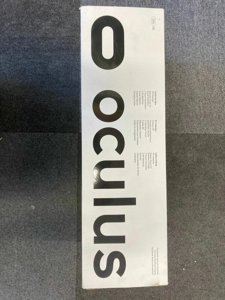 Oculus Quest 2 - Image 2