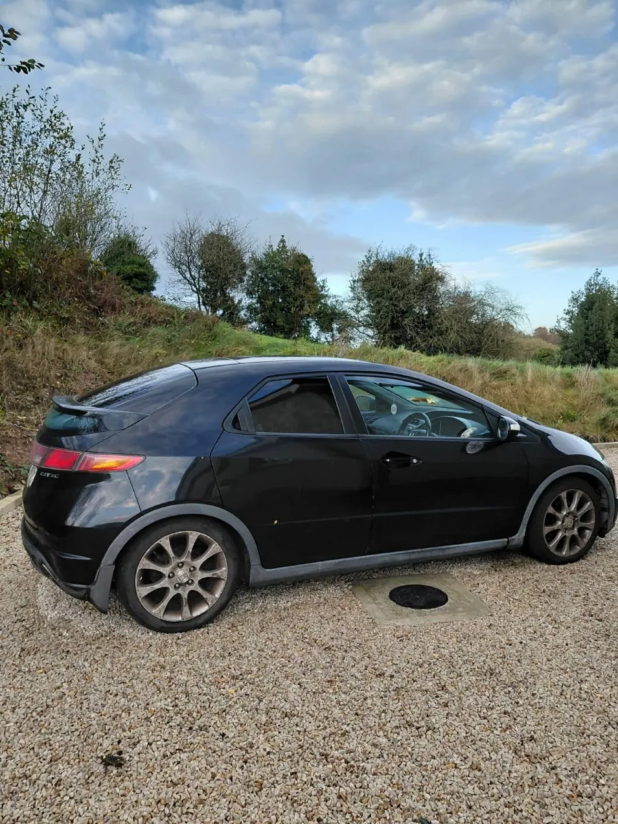 Honda Civic 2008 - Image 1