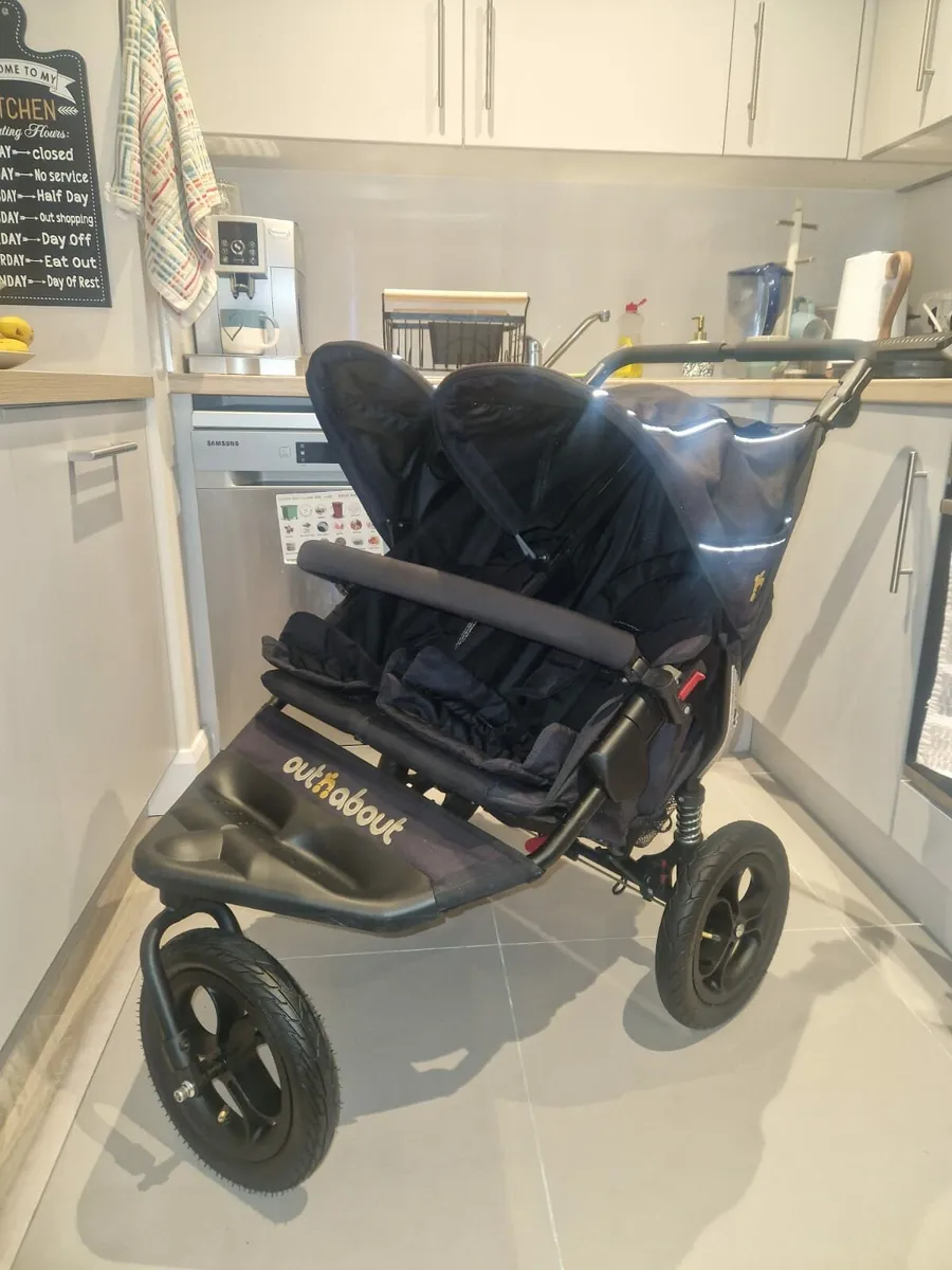 Out N About Stroller Double. SPOTLESS - Image 1