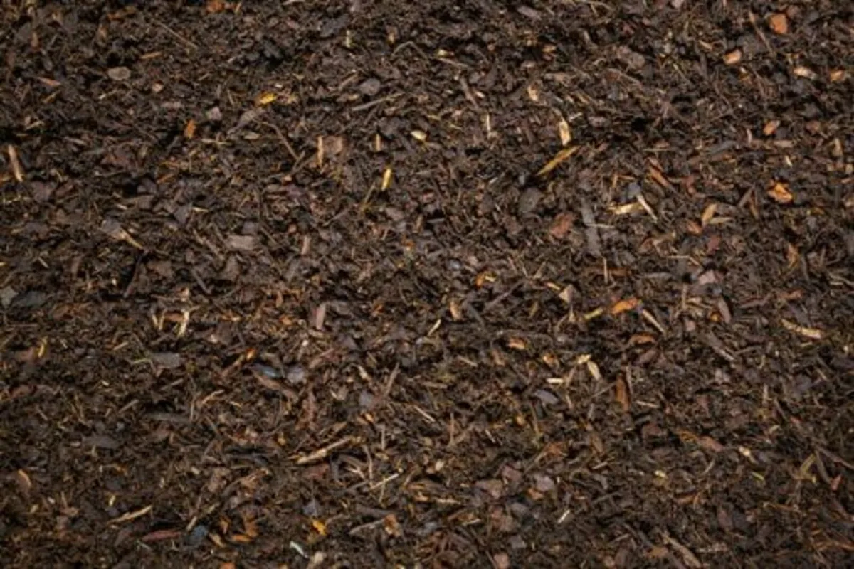 Fine Grade Bark Mulch - Bulk Bag - Image 3