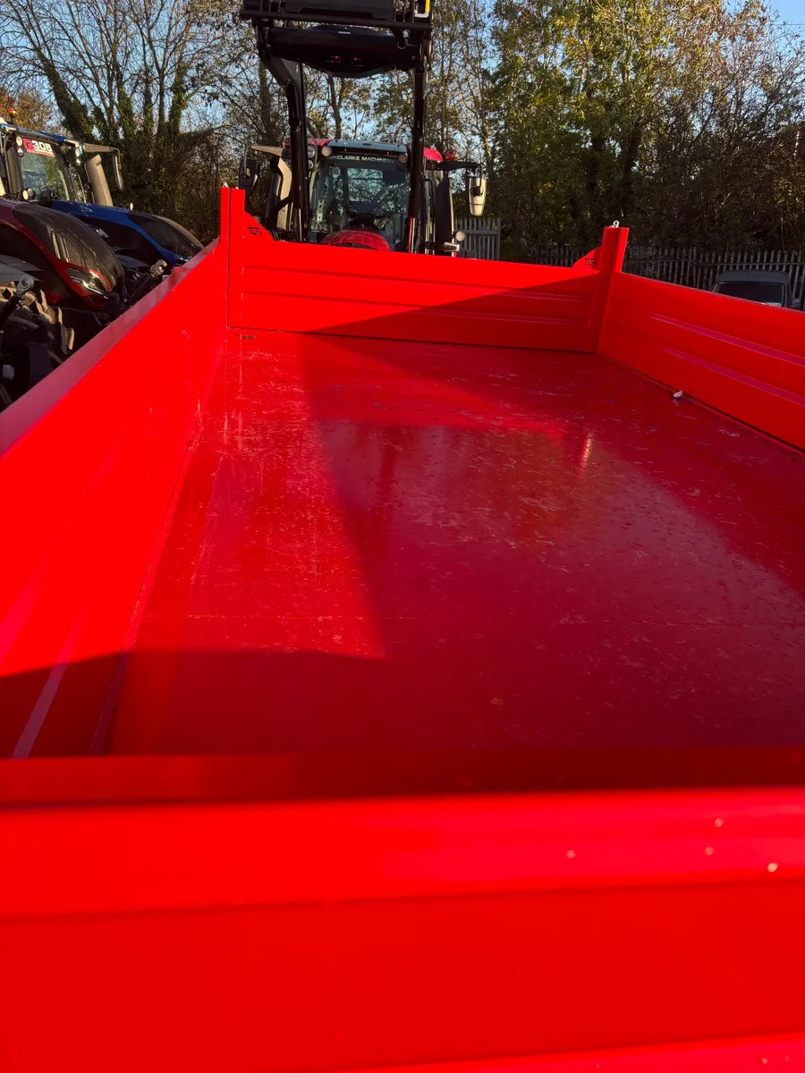 Donnelly 16ft box trailer! - Image 4