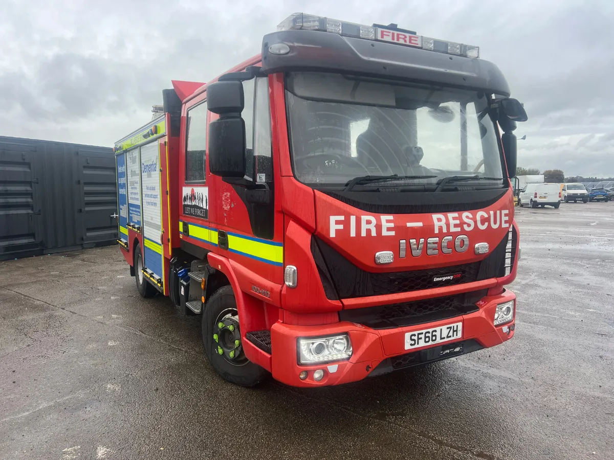 2016 10Ton Iveco eurocargo Crewcab fire engines - Image 2