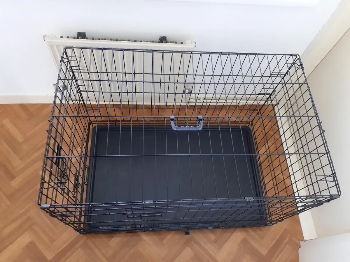Extra large dog crate / automatic pet feeder - Image 1