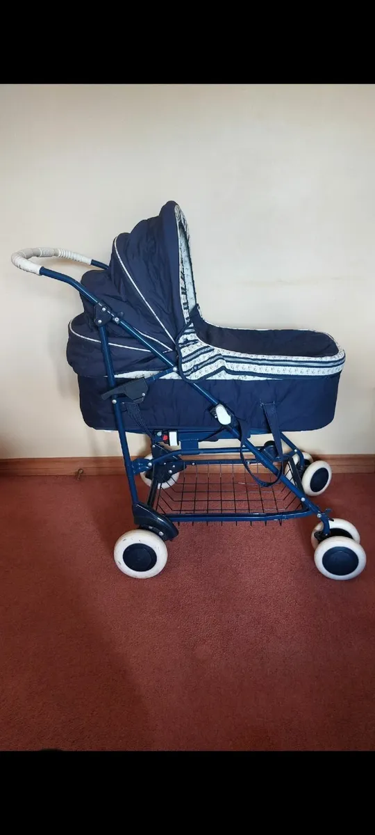 Pram and Buggy - Image 4