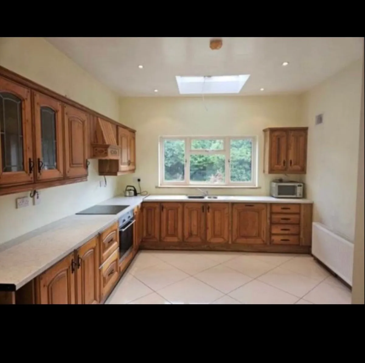 Solid oak kitchen - Image 2