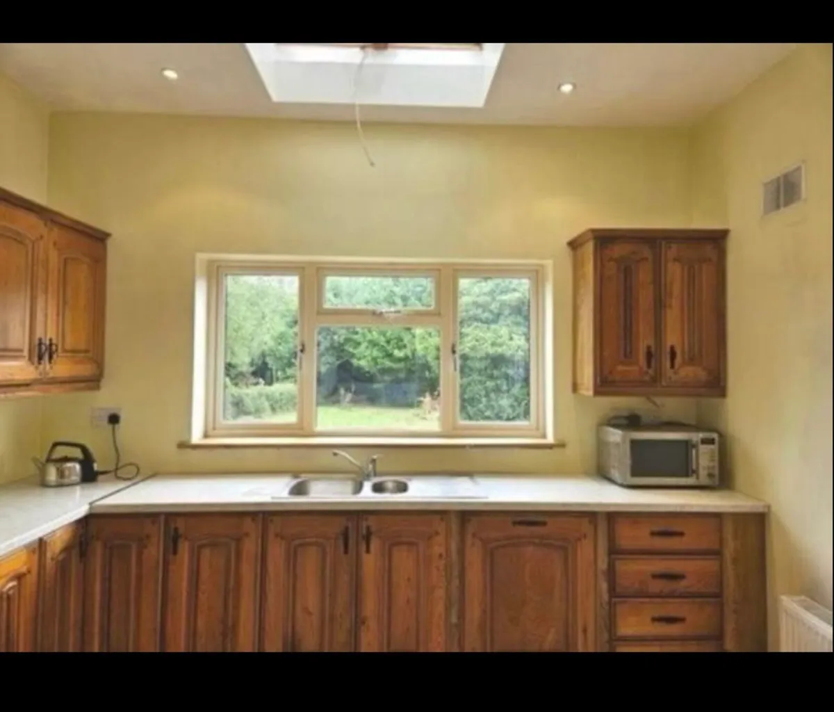 Solid oak kitchen - Image 3