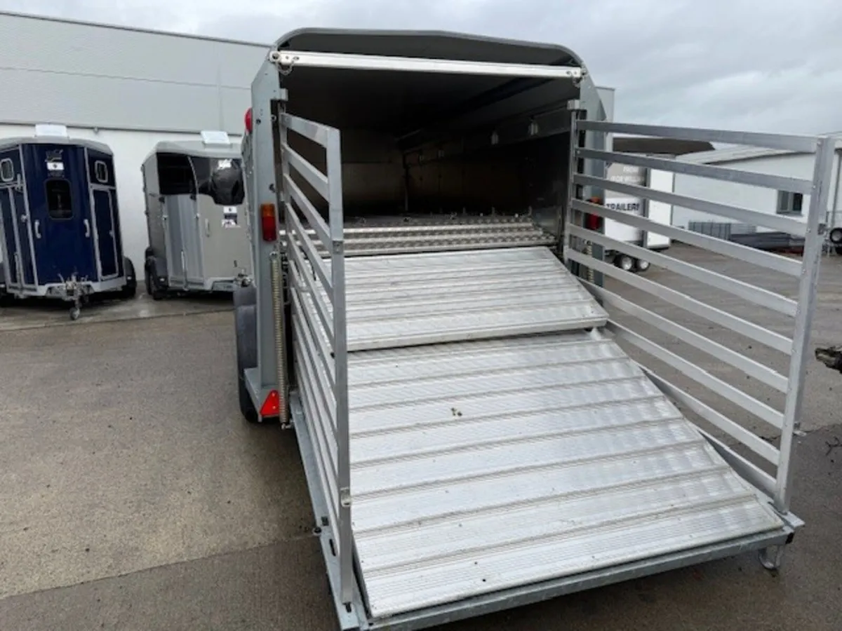 T0150 Damaged NEW TA510 12' x 5'10'' Ifor Williams - Image 4