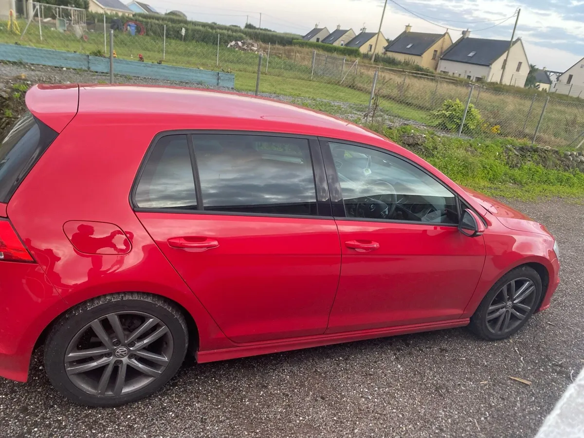 2016 Volkswagen 1.6 R-Line Golf - Image 2
