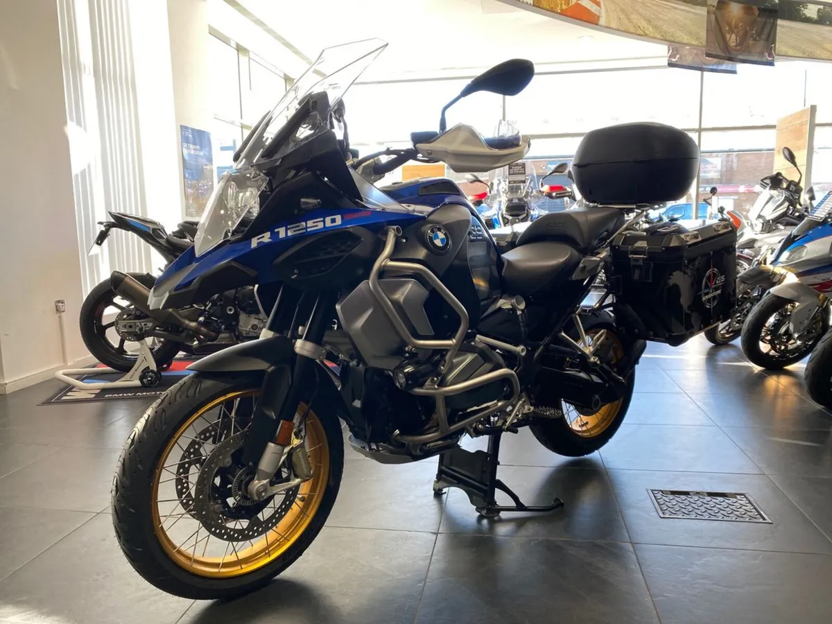 2024 BMW R1250GSA TE - Factory Lowered + Luggage! - Image 4