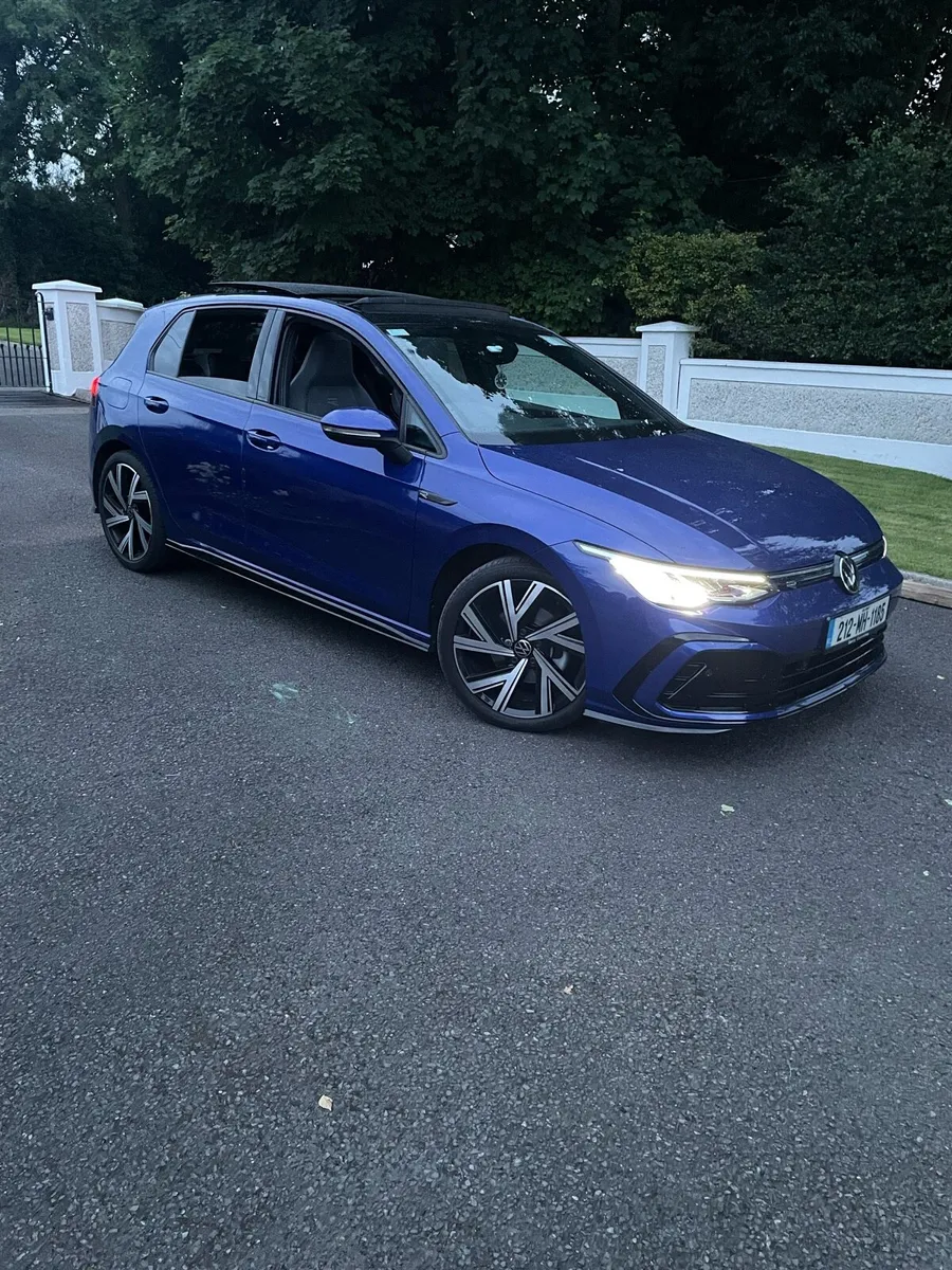 2021 Volkswagen Golf - Image 1