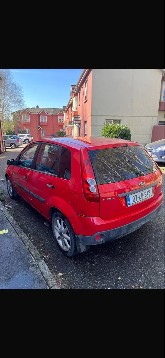 Ford Fusion - Image 2