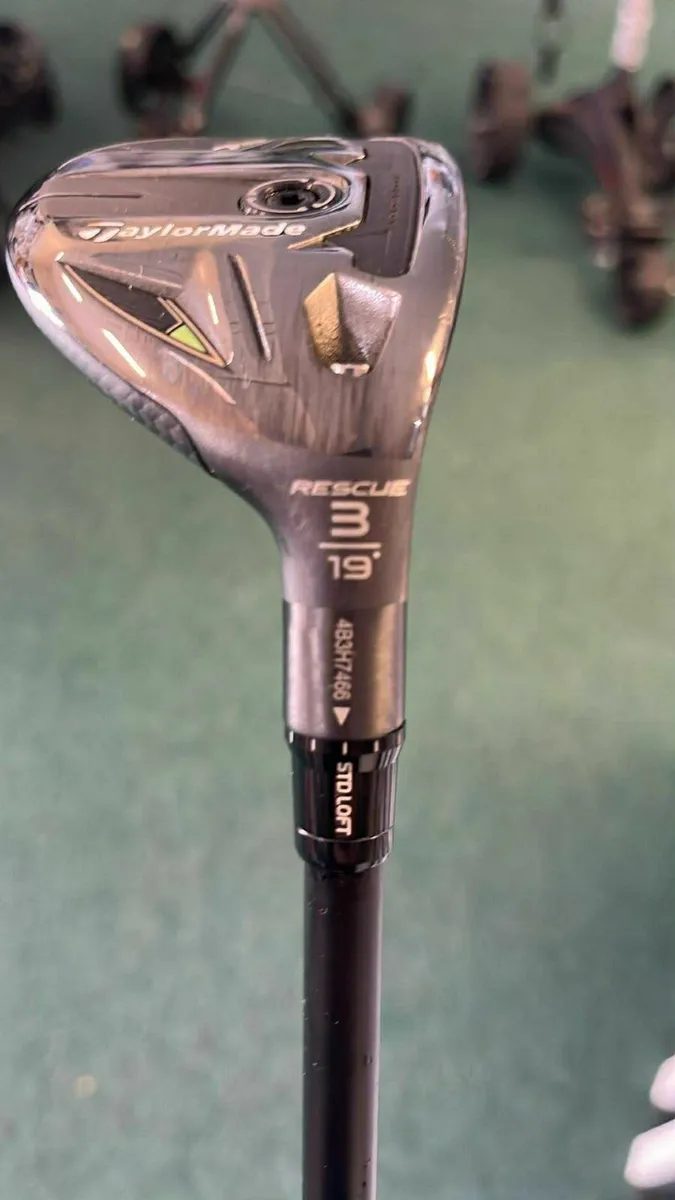 Taylormade Qi35 3(18') Hybrid Stiff €319 Now €209 - Image 2