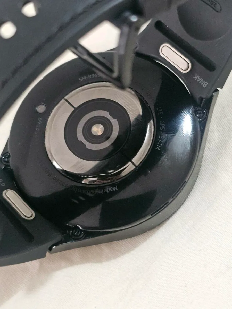 Samsung galaxy watch 6 classic, 47 mm, LTE - Image 3