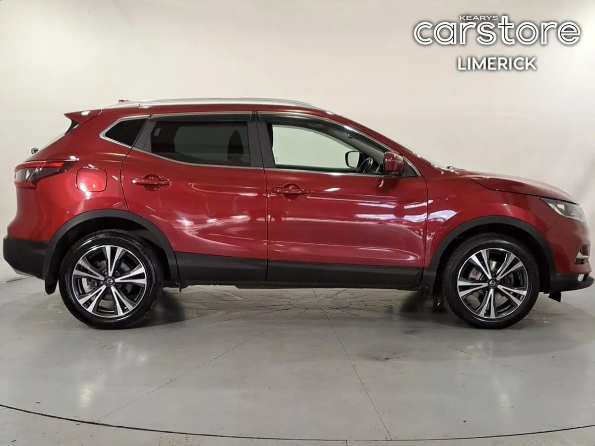 Nissan QASHQAI 1.3 PET SV Premium - Image 2