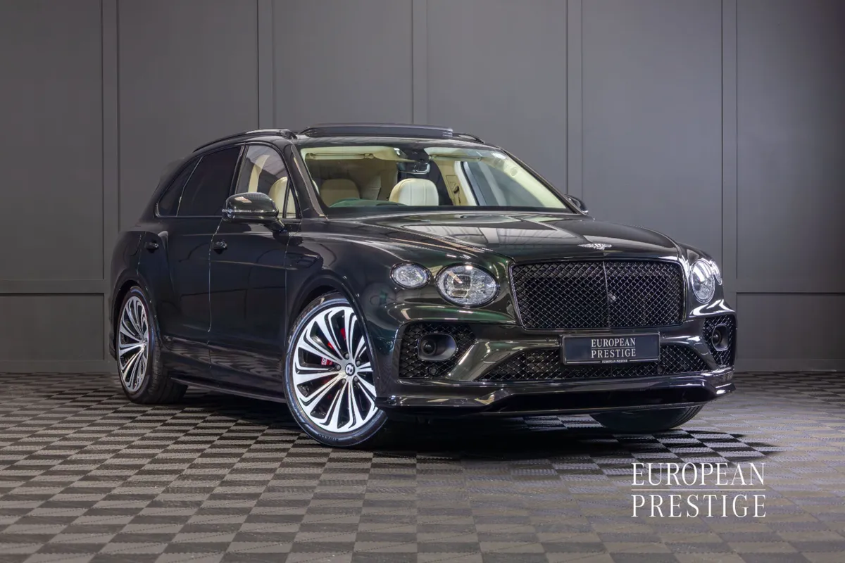 232 Bentley Bentayga Azure V6 N1 Crewcab *Pan Roof - Image 1