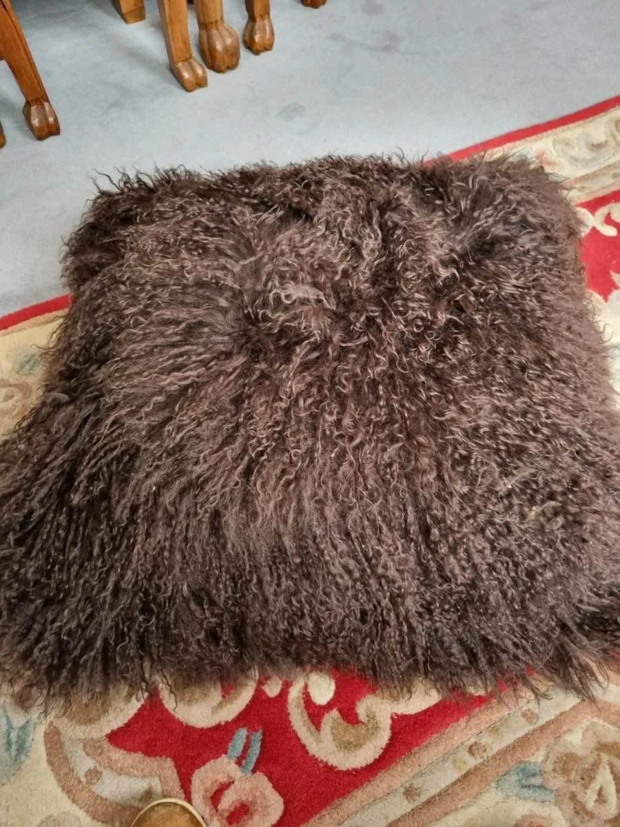 4 Large Mongolian Wool Cushions 20" x 20" - Image 4